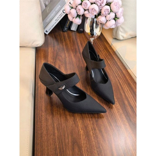Damen elegante Pumps mit modischem Riemchen EB