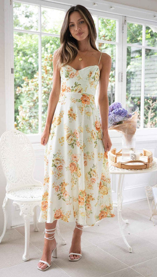Damen Maxikleid mit zartem Blumenprint und modernem Schnitt EB
