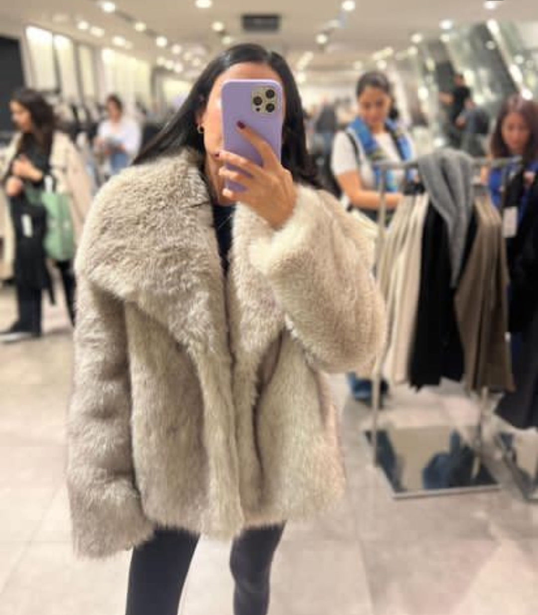 EB | Graue Kunstfelljacke mit Oversize