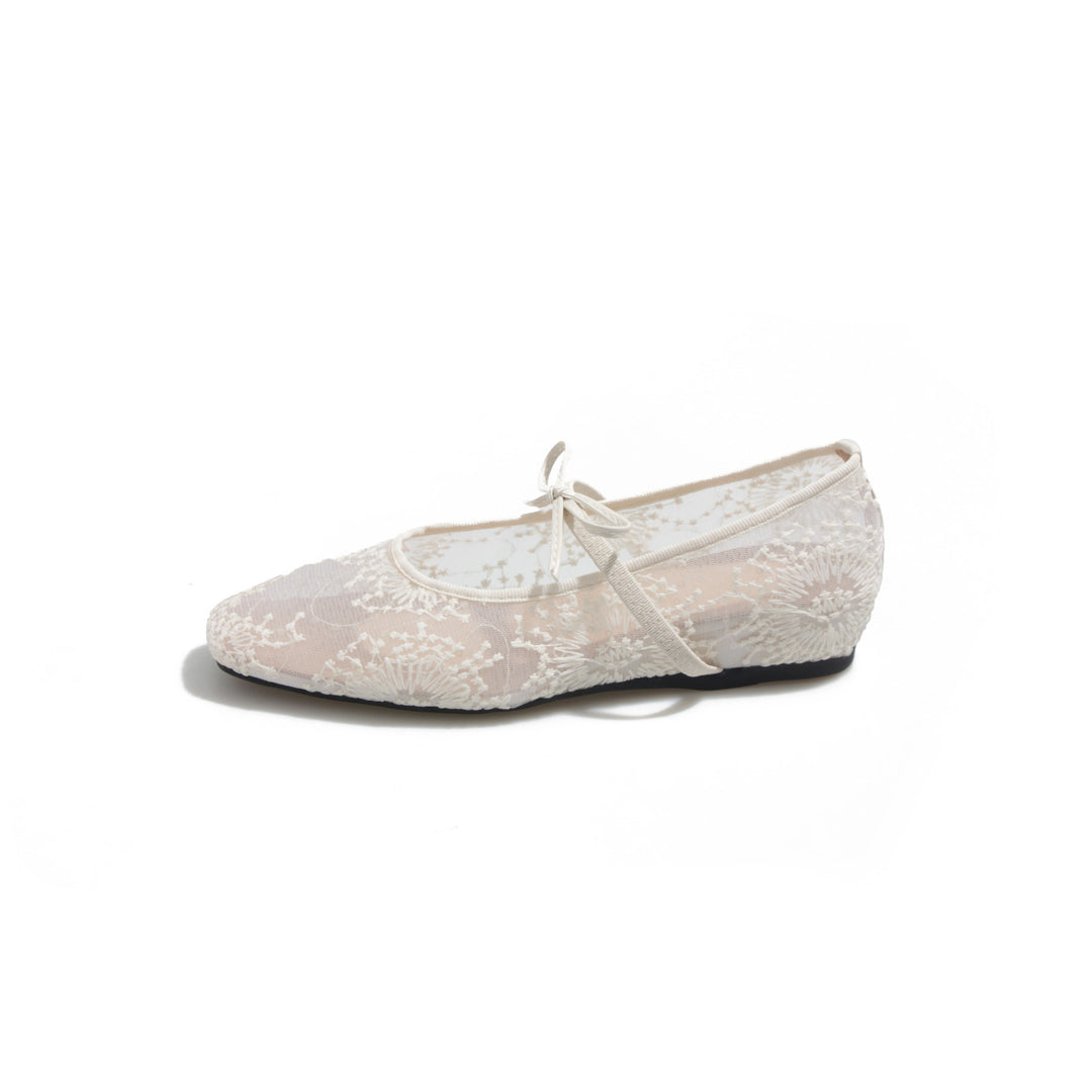 Damen Ballerinas mit zartem Spitzen-Design und eleganter Schleifenverzierung EB