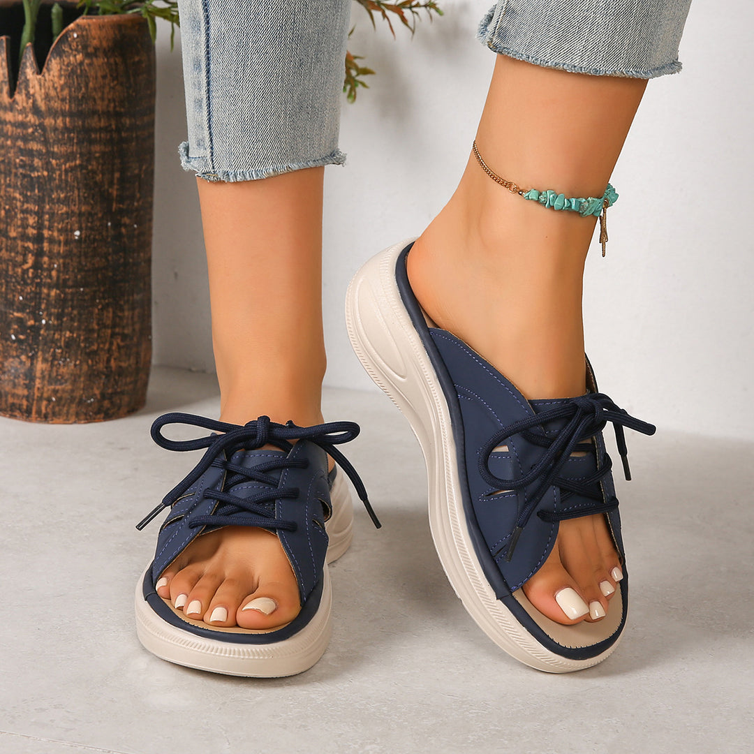 Damen Clogs mit angesagtem Schnürdesign und komfortabler Plateau-Sohle EB