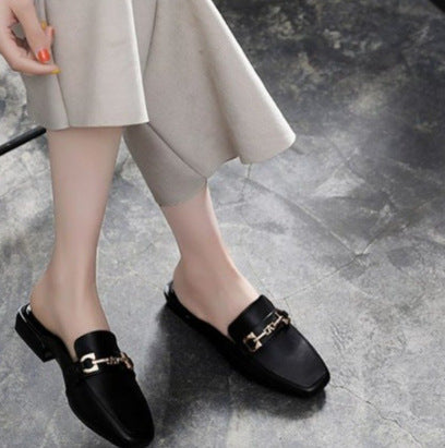 Damen elegante Mules mit glänzenden Kettenapplikationen EB