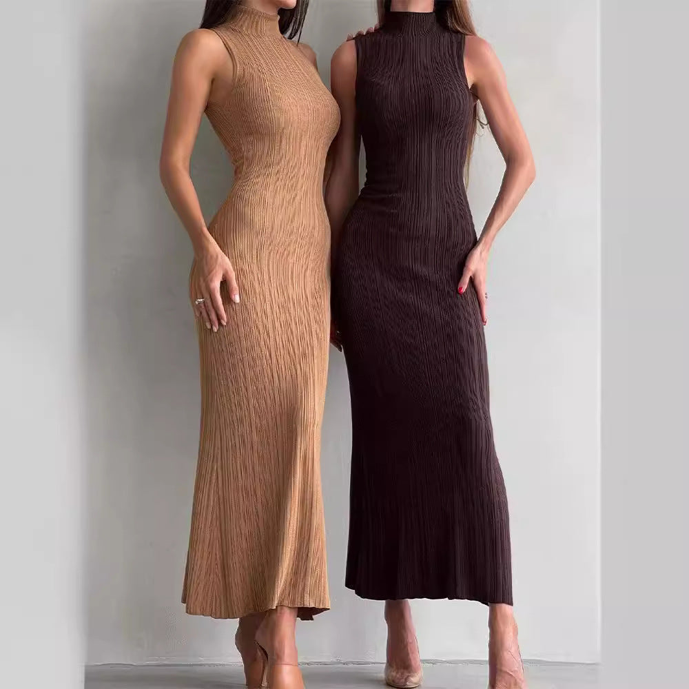 Damen Körperbetontes Strickkleid mit hohem Kragen und eleganten Rippdetails EB