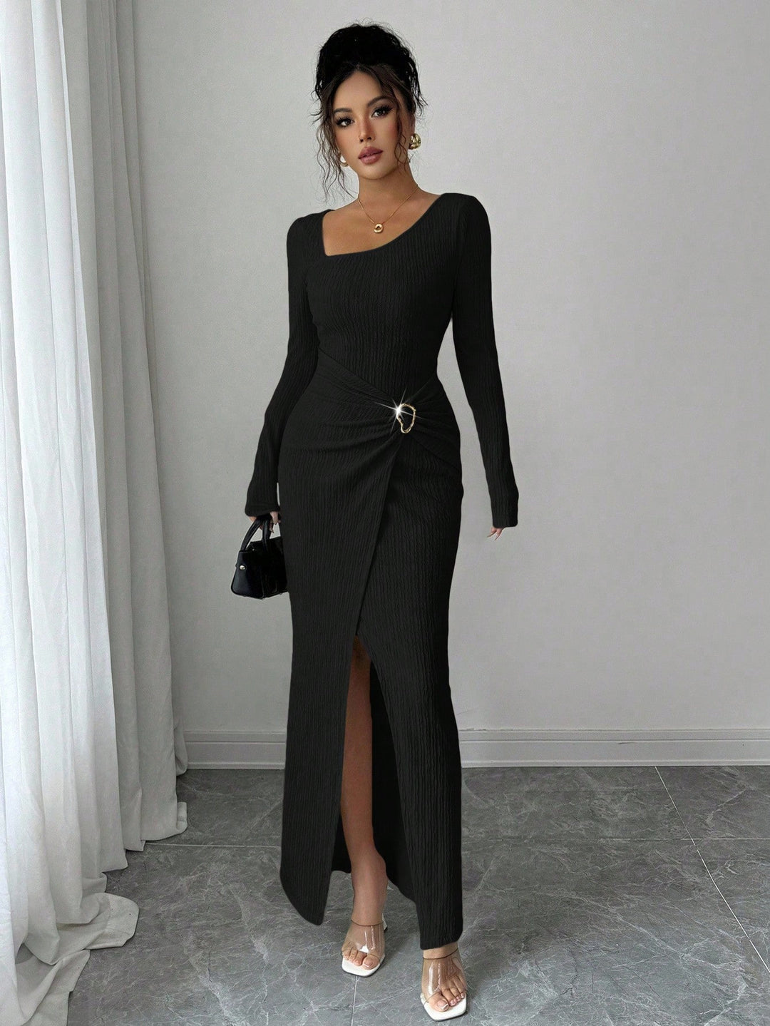 Damen nan figurbetontes Maxikleid aus geripptem Strick mit Wickeldetail und Schlitz EB