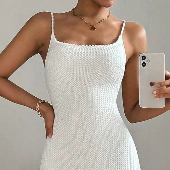Damen Maxikleid mit zarten Trägern und raffinierter Rippstruktur EB