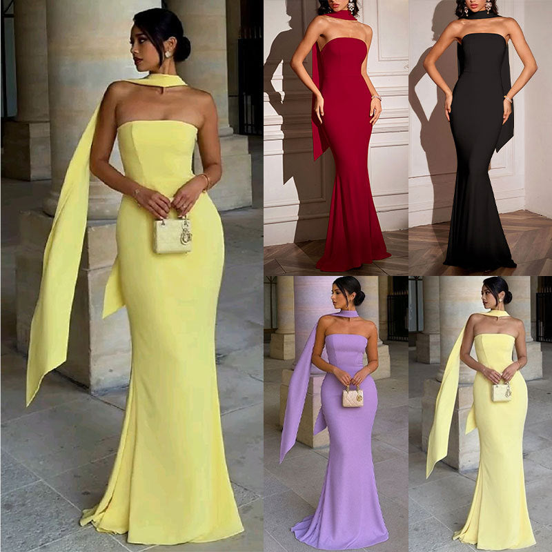 Damen Körperbetontes Set mit asymmetrischen Cut-Outs und langen Ärmeln EB