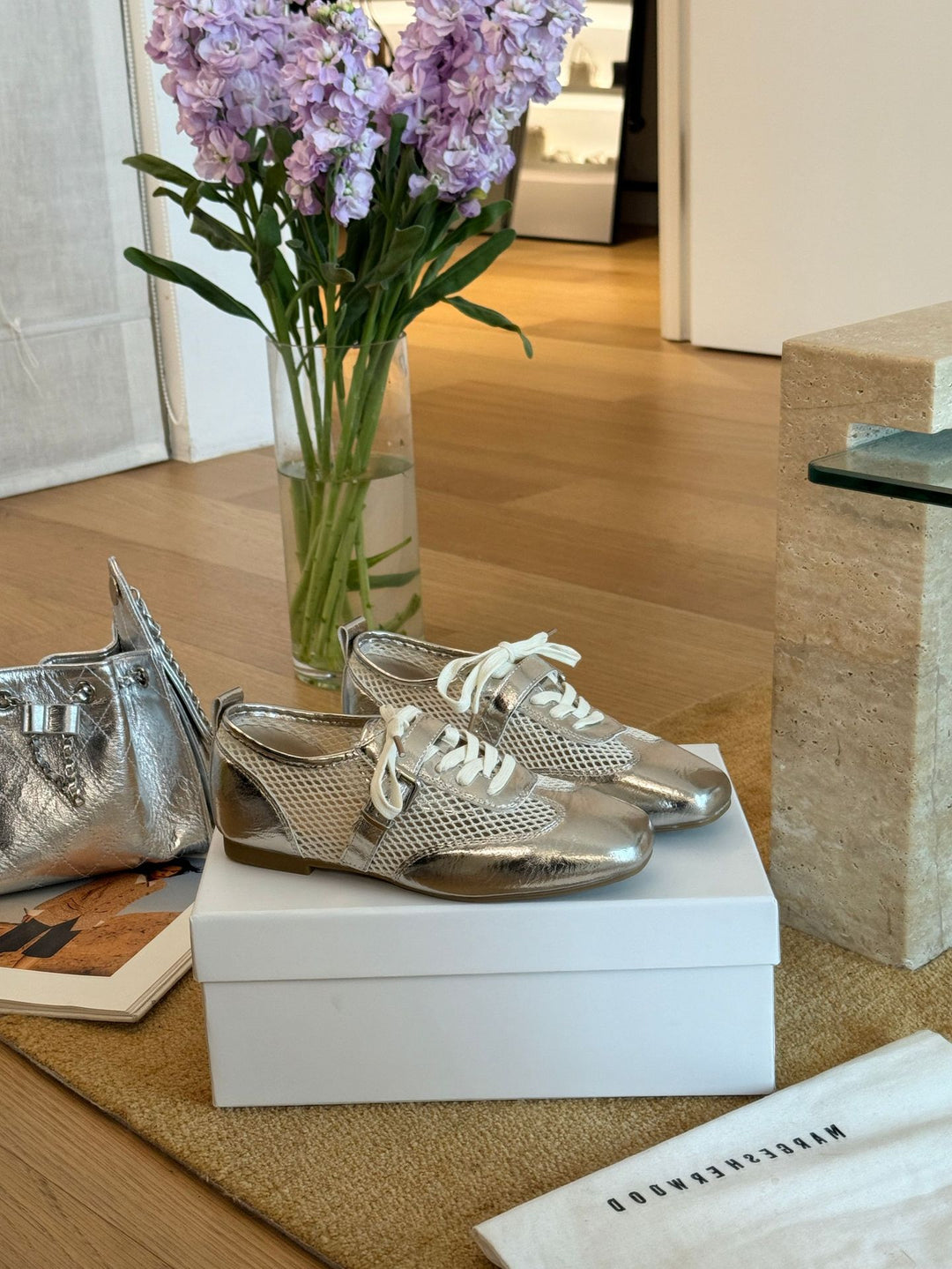 Damen sportive Ballerinas mit atmungsaktivem Netzdesign und glänzender Oberfläche EB