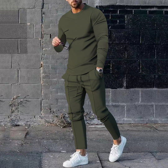 Herren nan eng anliegendes Langarmshirt aus Baumwollstretch mit Rundhalsausschnitt und körperbetonter Passform EB
