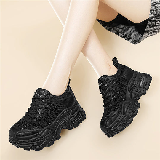 Damen Sportliche und stylische Chunky Sneakers mit atmungsaktivem Mesh und dämpfender Sohle EB