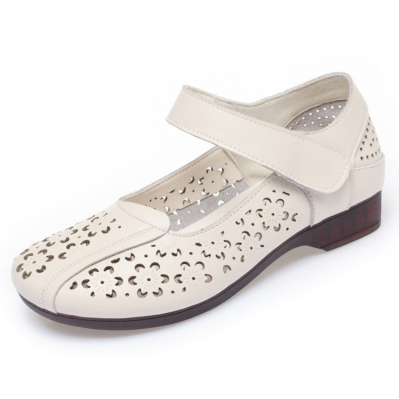 Damen Komfortable Mary Jane Ballerinas mit dekorativen Blumenperforationen und verstellbarem Riemen EB