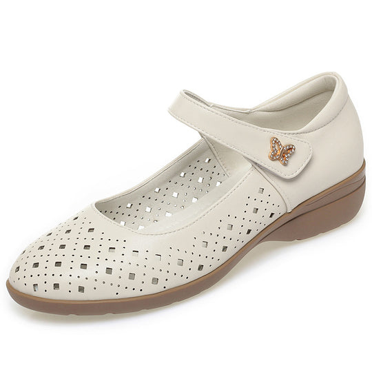 Damen Komfortable Ballerinas mit luftiger Lochmusterung und verstellbarem Riemen EB