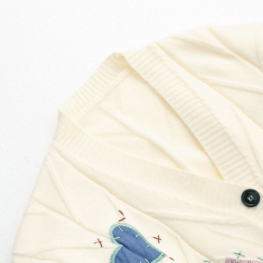 EB | Pullover mit Herzstickerei