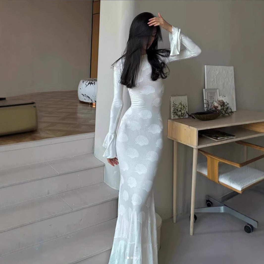 Damen figurbetontes Langkleid mit schickem Muschel-Design und elegantem Ärmelabschluss EB