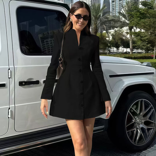 Damen Elegantes Mini-Kleid mit strukturiertem Design und raffinierten Knopfdetails EB