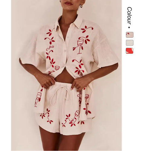 Damen Luftiges Kurzarmhemd und Shorts Set mit floralem Stickdesign EB
