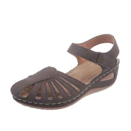 Damen Sandalen mit verstellbarem Riemen und durchbrochenem Design EB