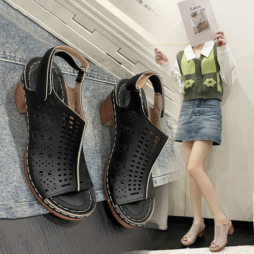 Damen Halbschuhe mit perforiertem Design und komfortablem Blockabsatz EB