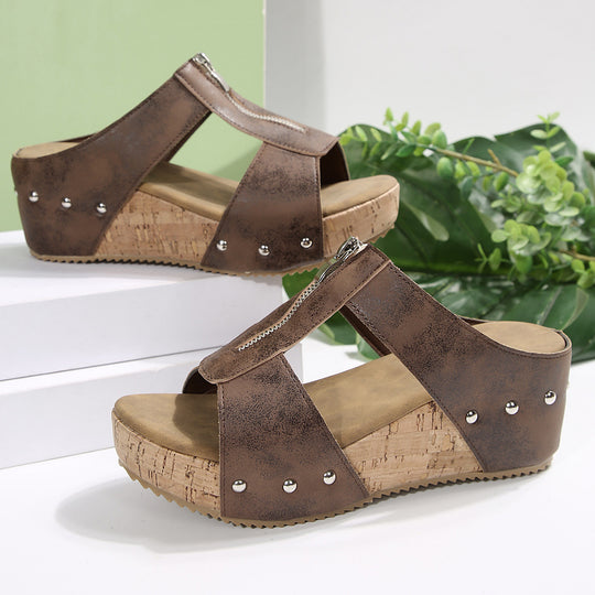 Damen Wedge-Sandalen mit seitlichem Reißverschluss und stylischen Akzenten EB