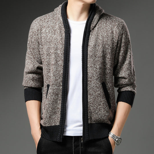 Herren Moderne Strickjacke mit Kapuze und schwarz-weißen Akzenten EB