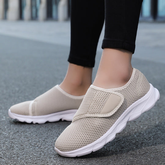 Damen atmungsaktive Slip-On Sneakers mit praktischem Klettverschluss EB