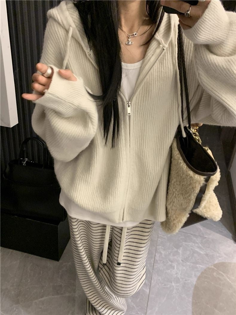 Damen Gemütlicher Strickhoodie mit großzügiger Kapuze und Reißverschluss EB