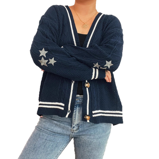 Damen gemütliche Strickjacke mit Sternen-Applikationen und modernen Details EB