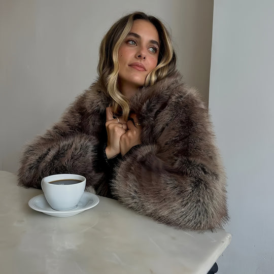 Damen Kunstpelzjacke mit voluminösen Ärmeln EB