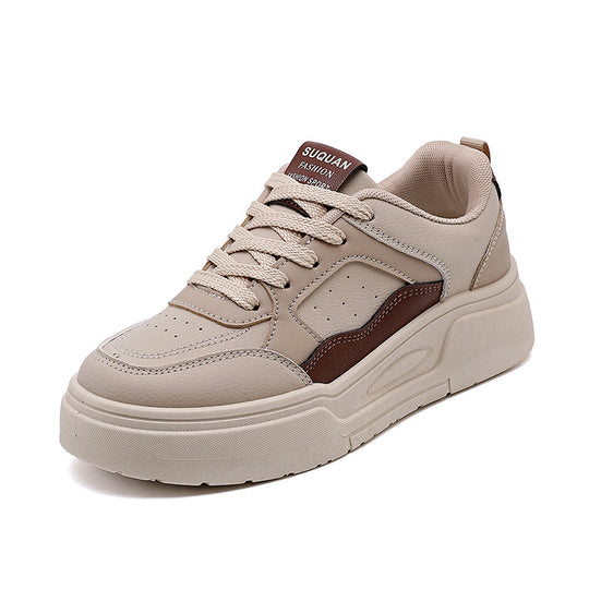 Damen Sportliche Plateausneakers mit atmungsaktivem Obermaterial und rutschfester Sohle EB