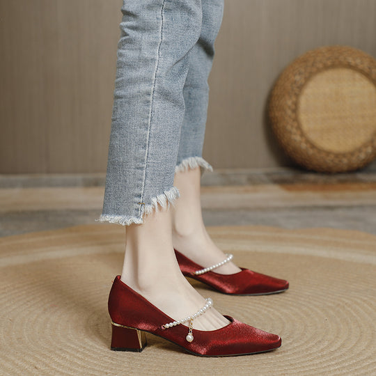 Damen schicke Pumps mit verzierten Riemen EB