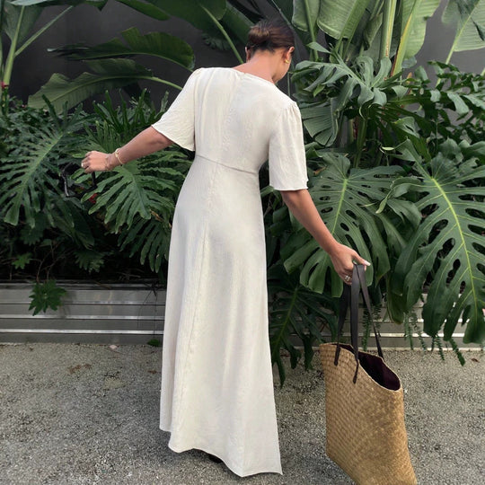 Damen Maxikleid mit fließenden Ärmeln und V-Ausschnitt EB