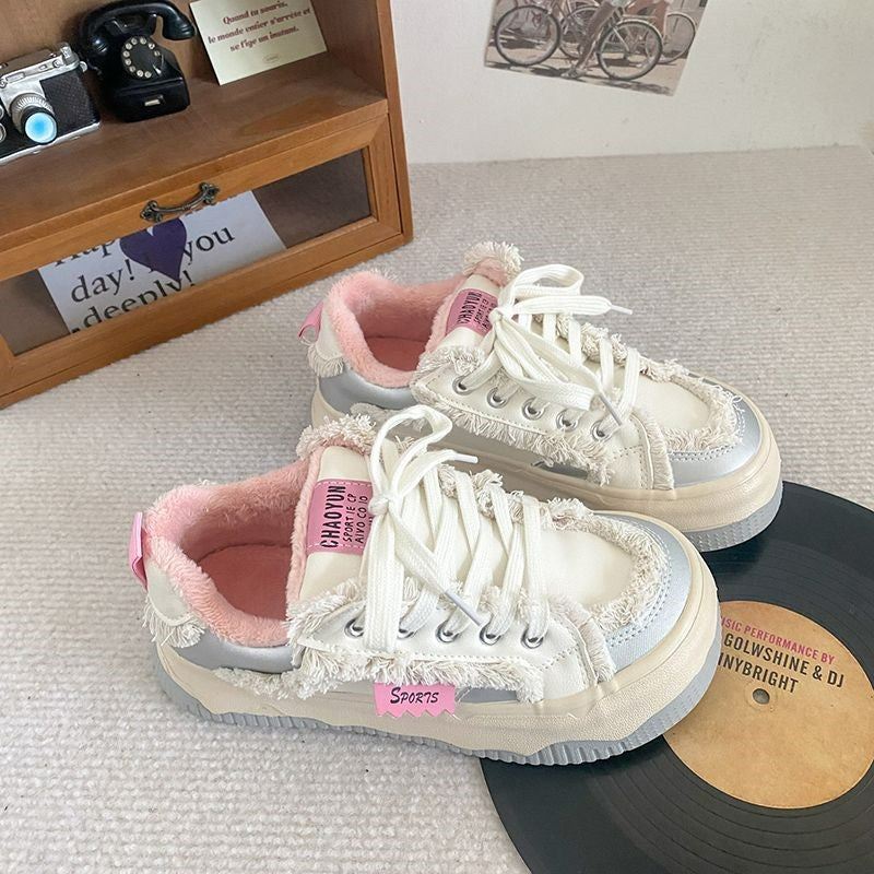 Damen Sneaker mit kuscheligem Innenfutter und rutschfester Sohle EB
