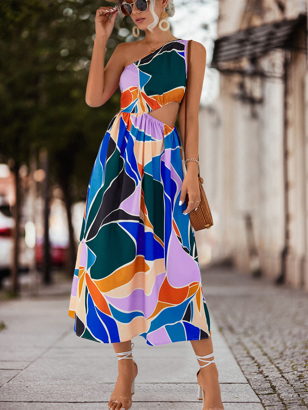 Damen Sommerliches Blumenkleid mit voluminösen Rüschendetails und komfortablem Schnitt EB