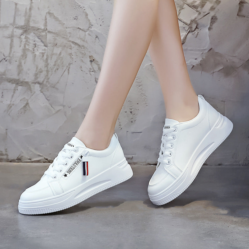 Damen Chunky Sneakers mit sportlichem Design und trendigen Akzenten EB