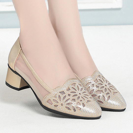 Damen Elegante und luftige Ballerinas mit floralem Lochdesign EB
