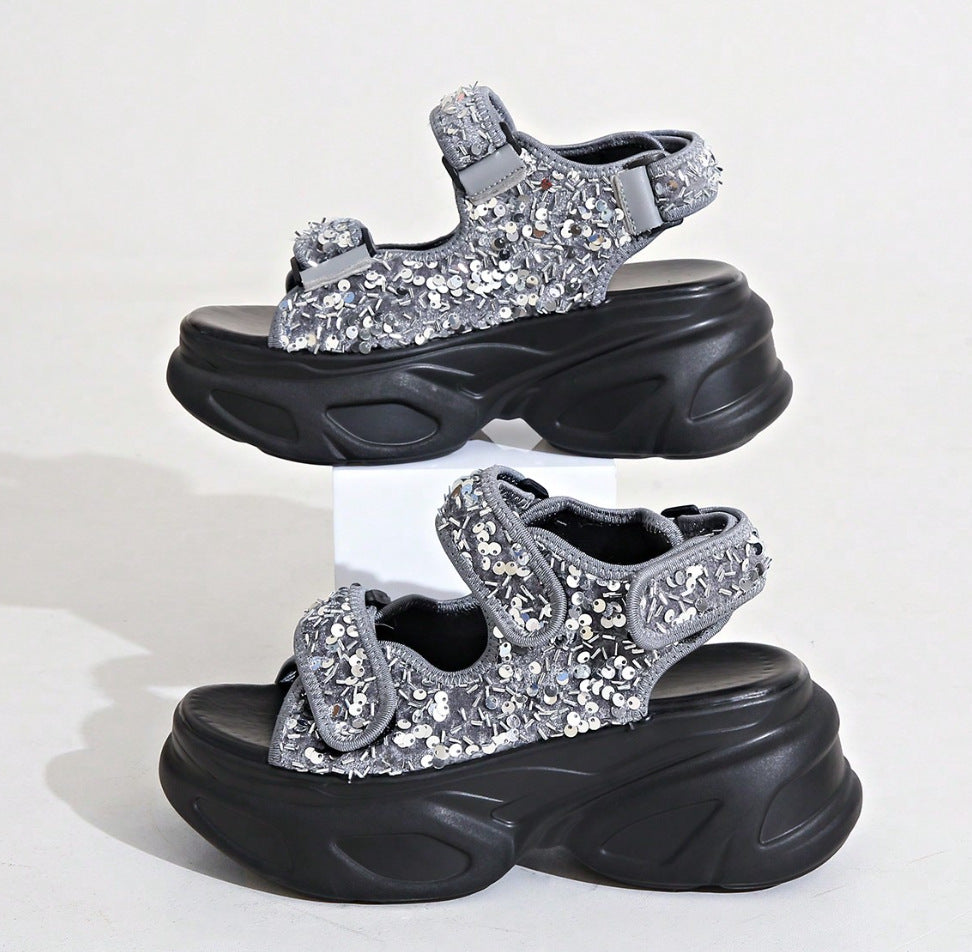 Damen Glamouröse Plateau-Sandalen mit verstellbaren Riemen und funkelnden Applikationen EB