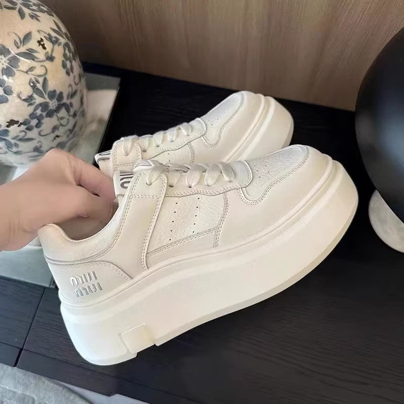 Damen Sneakers mit dicker Platform und stylischem Design EB