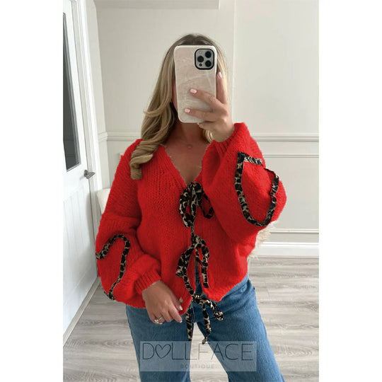 Damen lässiger Strickpullover mit verspielten Details EB