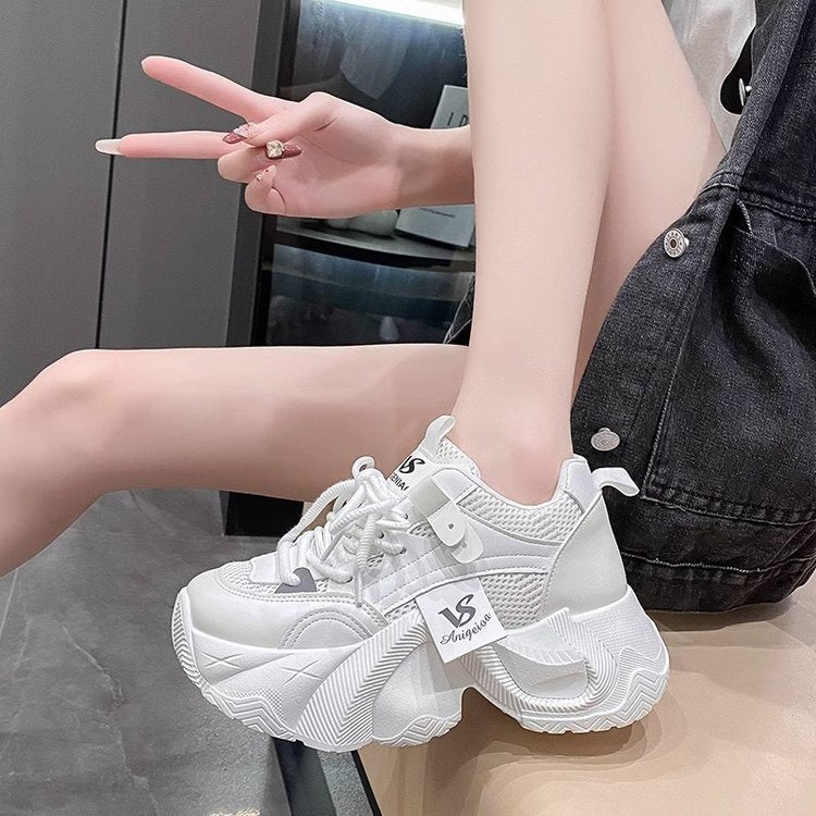 Damen Trendige Chunky Sneakers mit atmungsaktivem Mesh-Obermaterial und innovativem Sohlenprofil EB