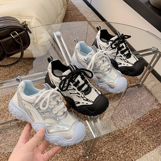 Damen sportliche Lauf-Sneaker mit atmungsaktiver Mesh-Oberfläche und robustem Sohlenprofil EB