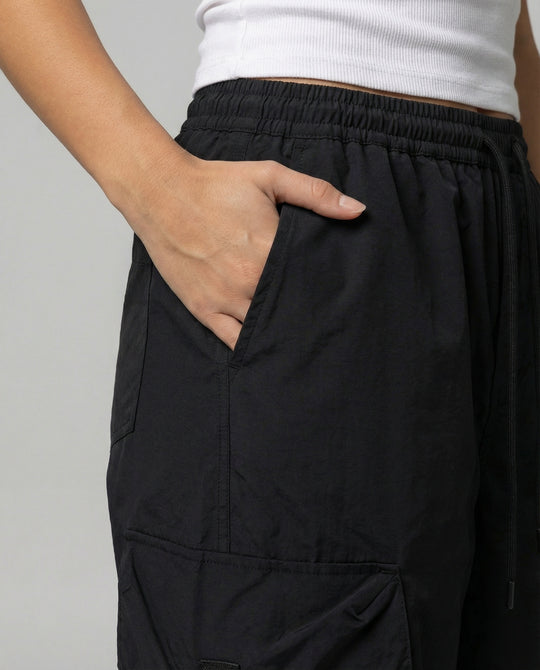 Damen übergroße Utility-Hose im Baggy-Cargo-Stil mit elastischem Tunnelzugbund und Kordelabschlüssen EB