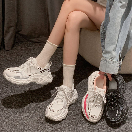 Damen sportliche Sneaker mit atmungsaktiver Mesh-Oberfläche und dämpfender Sohle EB