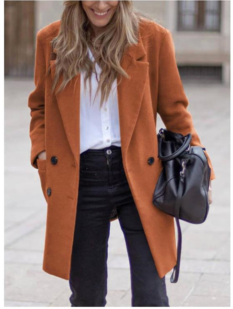Damen moderner Oversized-Mantel mit doppelter Knopfreihe und eleganten Details EB