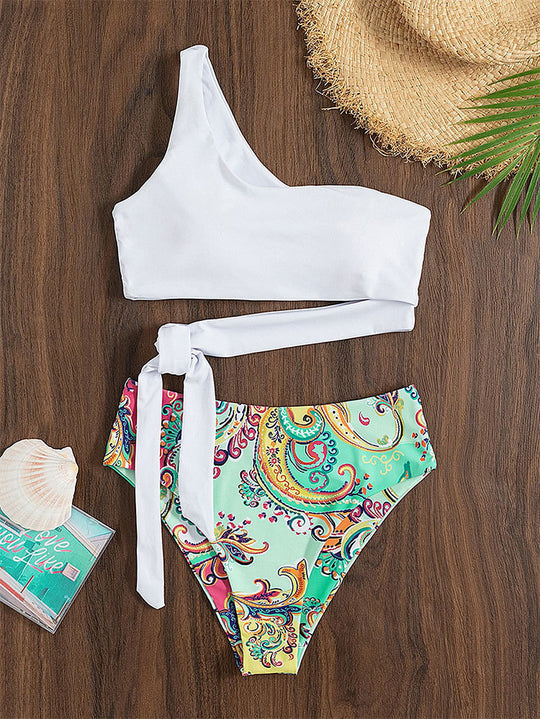 Damen Triangel-Bikini mit modischem asymmetrischem Oberteil und hohem Bund EB