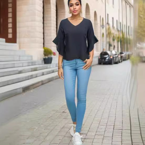 Damen Elegante Bluse mit Rüschendetails und tiefem V-Ausschnitt EB