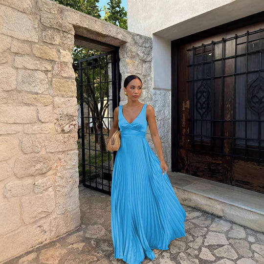 Damen Plisseekleid mit tiefem V-Ausschnitt und eleganter Silhouette EB