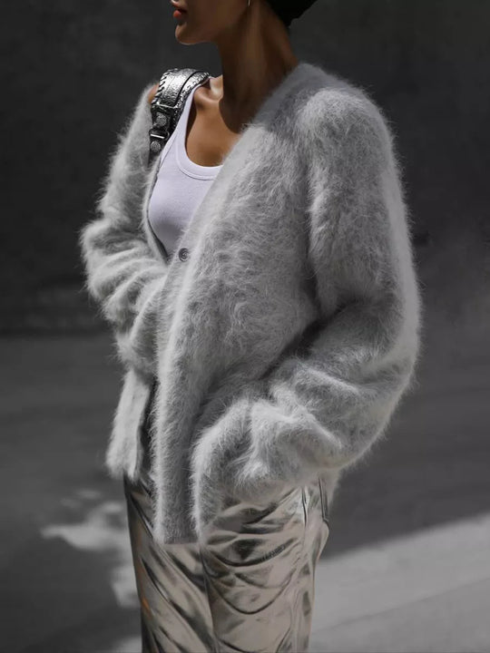 Damen gemütlicher Strickcardigan mit weichem Flauschmaterial und modischem Knopfdetail EB