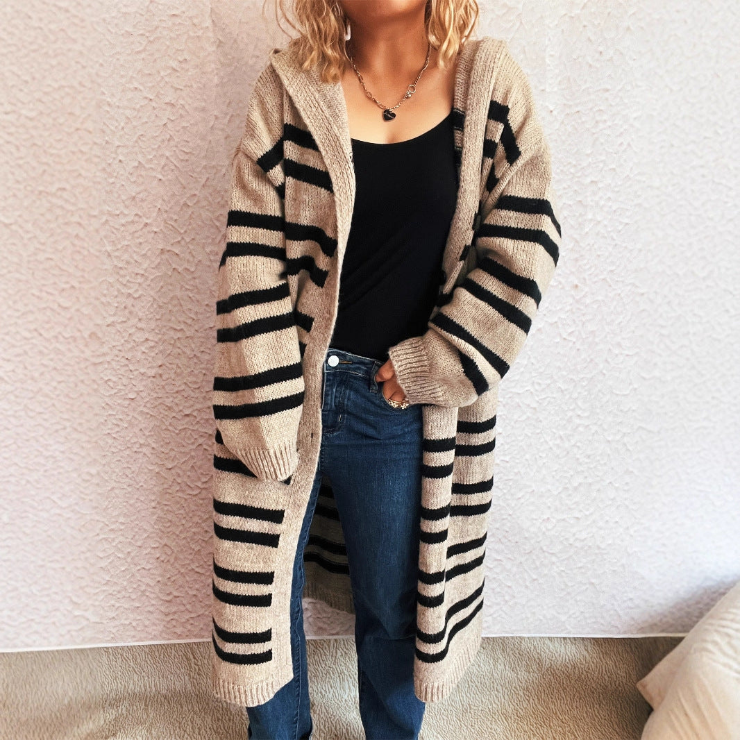 Damen gemütlicher Strickcardigan mit modischem Streifenmuster und Kapuze EB