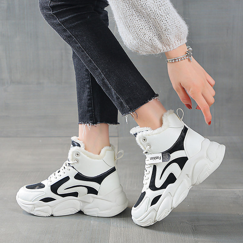Damen Warme High-Top Sneakers mit isolierendem Innenfutter und rutschfester Sohle EB