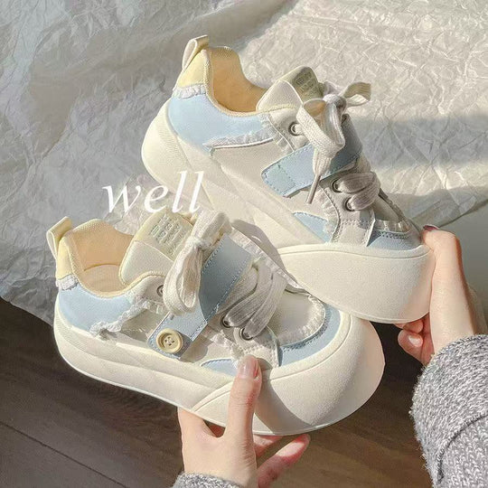 Damen Sportliche Sneakers mit besonderem Schnürsystem und bequemem Fußbett EB