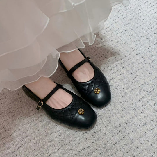 Damen Ballerinas mit elegantem Riemen und modischem Kick-Design EB